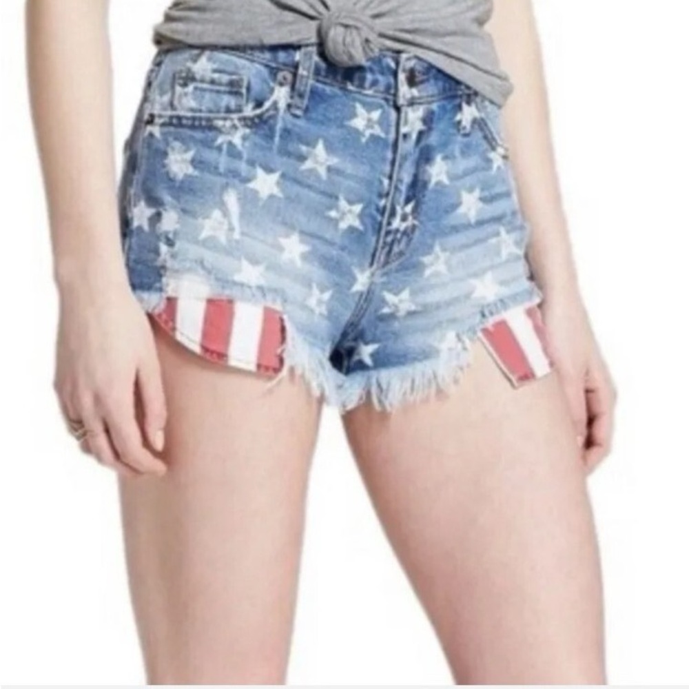 ❤️Mossimo Supply Co. Cut-Off High-waisted Shorts